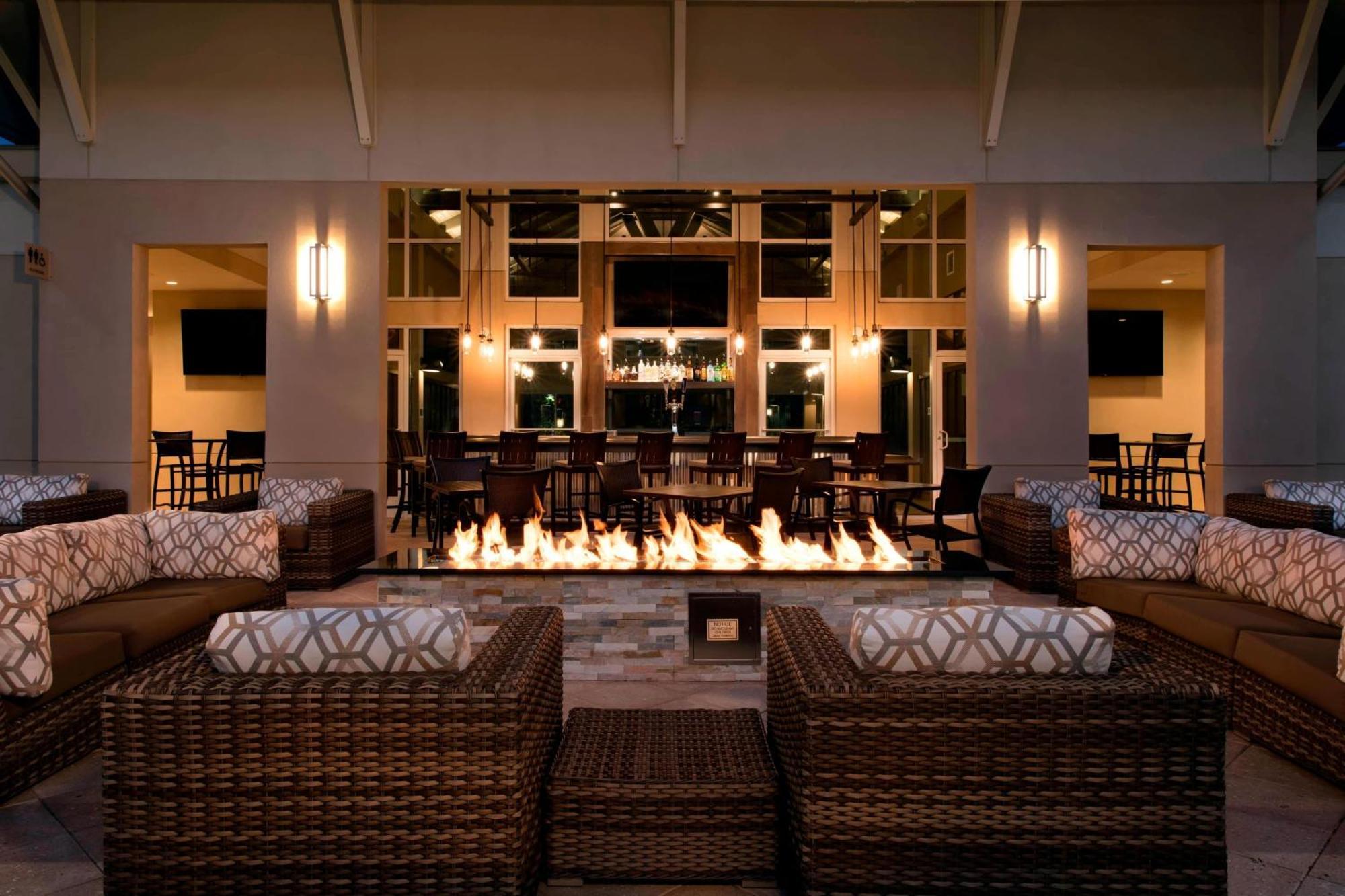 Towneplace Suites Orlando At Flamingo Crossings Town Center/Western Entrance Bay Lake Exterior photo
