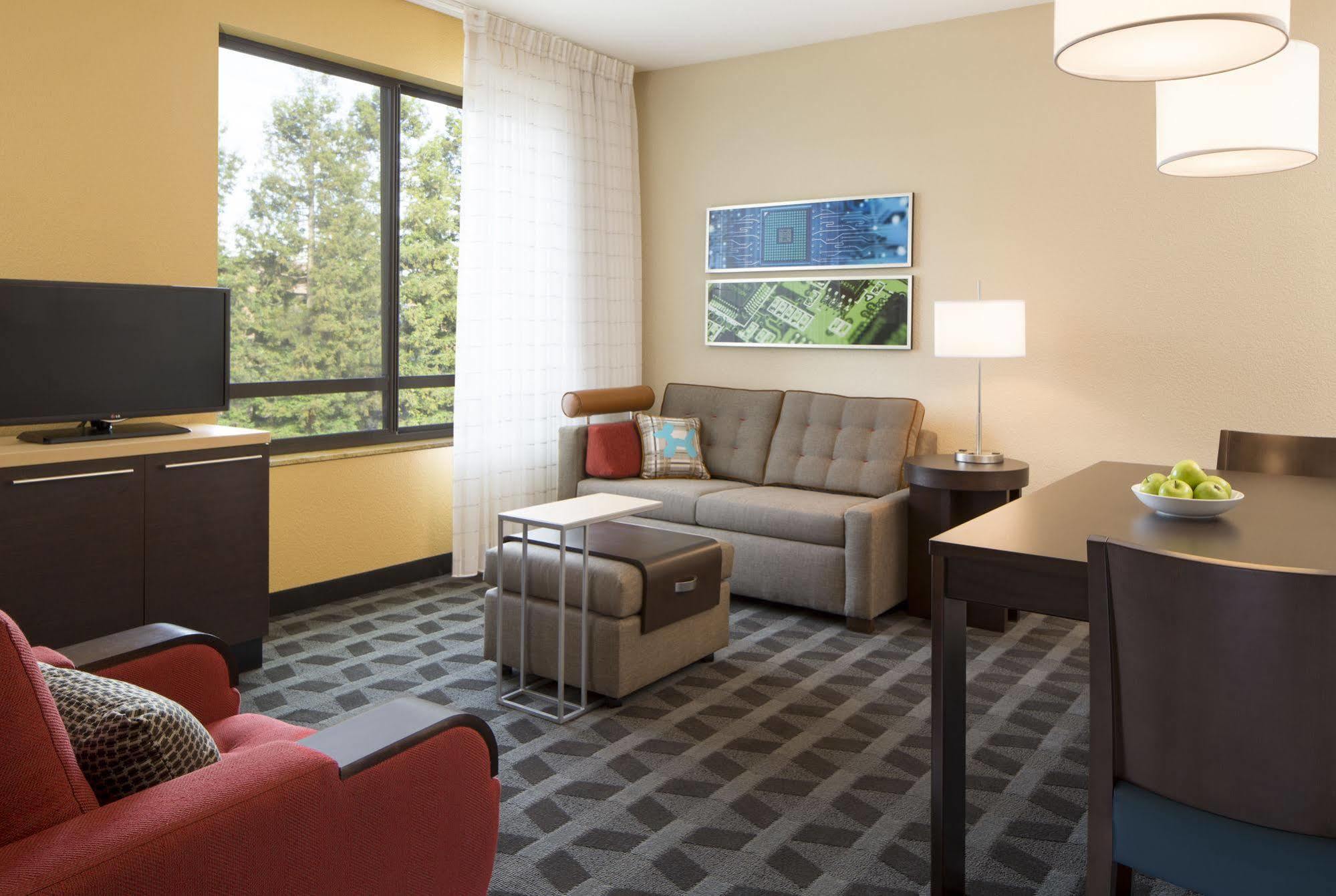 Towneplace Suites Orlando At Flamingo Crossings Town Center/Western Entrance Bay Lake Exterior photo